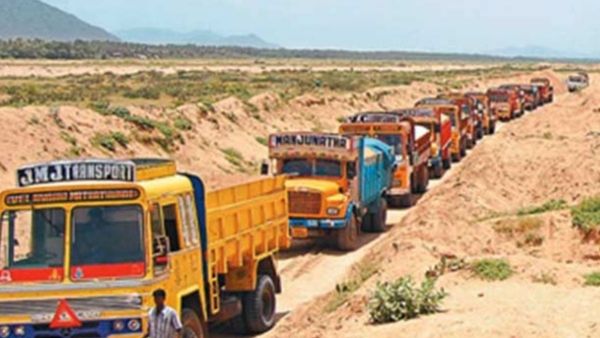 சொன்னா சொன்னதுதான்.. மணல் குவாரியை உடனே திறக்க வேண்டும்.. லாரி ஓனர்கள் இன்று திருச்சியில் போராட்டம்