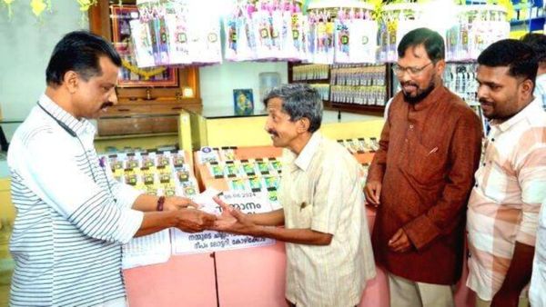 பம்பர் லாட்டரியில் அதிர்ஷ்டம்.. கோவையில் ஆச்சரியம்.. கோழிக்கோடு வரை ஒரே பரபரப்பு.. யாரந்த கடைக்காரர்