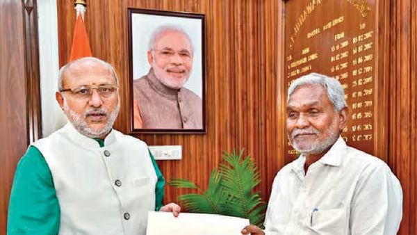 ஜார்க்கண்ட் முக்தி மோர்ச்சா உடைகிறது! மாஜி முதல்வர் சாம்பாய் சோரன், எம்எல்ஏக்கள் பாஜகவில் ஐக்கியம்?