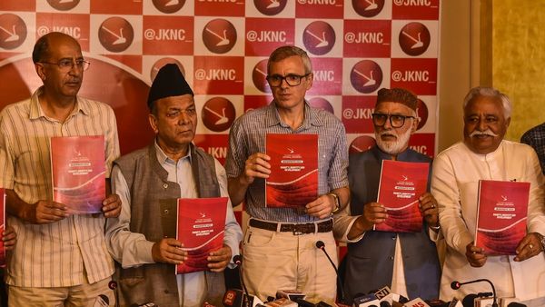 சட்டசபை தேர்தல்: ஜம்மு காஷ்மீரையும் விட்டு வைக்காத ' இலவச மின்சாரம்' தேர்தல் வாக்குறுதி!