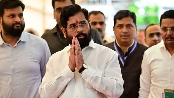 மகாராஷ்டிரா அரசு ஊழியர்களுக்கு அடித்த யோகம்! ஓய்வூதிய திட்டம் அறிவித்த சில மணி நேரத்தில் ஏற்பு