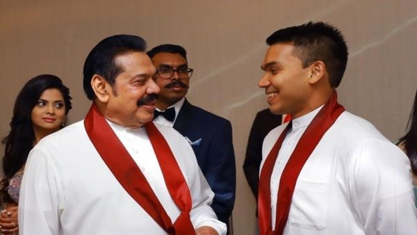 இலங்கை ஜனாதிபதி தேர்தலில் ராஜபக்சே மகன் நாமல் ராஜபக்சே போட்டி! பொதுஜன பெரமுன வேட்பாளராக அறிவிப்பு!