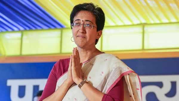 கேபினட்டில் 