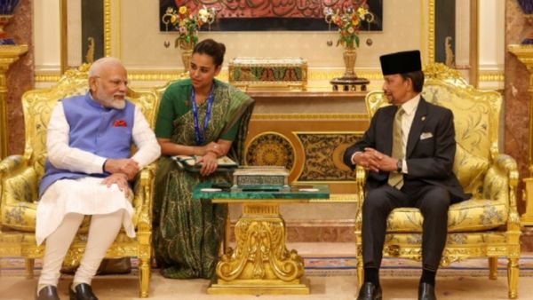 சென்னை - புருனே தலைநகர் இடையே நேரடி விமான சேவை- பிரதமர் மோடி பயணத்தில் ஒப்பந்தம் கையெழுத்து!