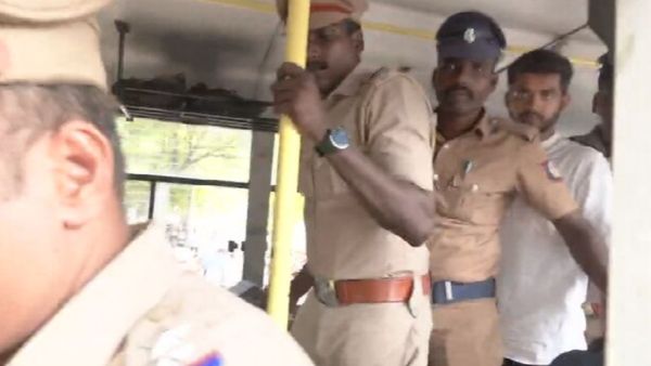 தாராளமா போலீஸ் கஸ்டடிக்கு அனுப்புங்க.. கோர்ட்டில் மகாவிஷ்ணு சொன்ன வார்த்தை! உடனே நீதிபதி போட்ட ஆணை!