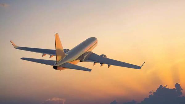 35 வருட கனவு.. தொழிலாளர்களை விமானத்தில் பறக்கவைத்து.. நெகிழ்ச்சியில் ஆழ்த்திய கோவை முதலாளி