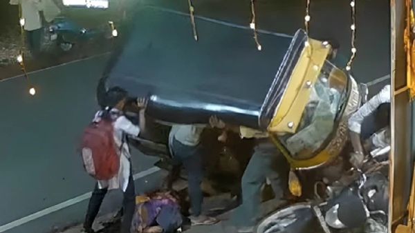 மீனை போல துடிதுடித்த மகள்.. ஆட்டோவில் யார் பாருங்க.. ஒரே நொடியில் மாணவியின் 