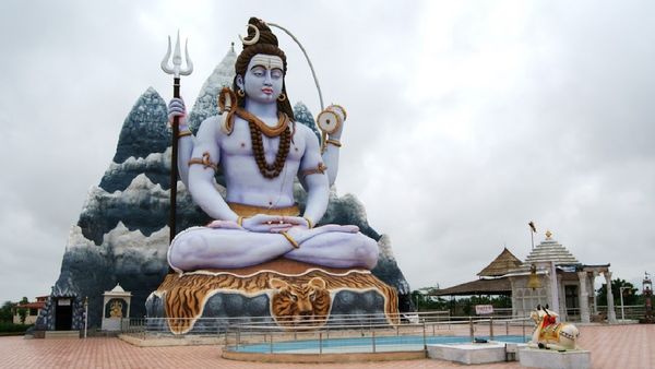 சிவன் கோயில்களுக்கு எந்தெந்த கிழமைகளில் செல்ல வேண்டும்? அமாவாசையில் தரிசித்தால் என்னவாகும்?