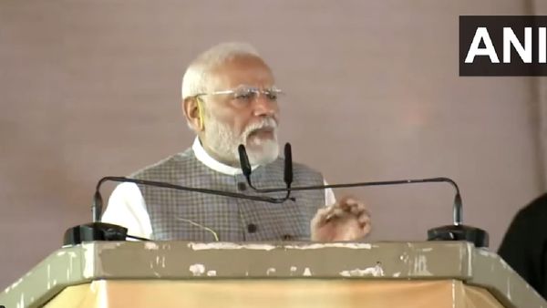  ஜார்க்கண்ட்டில் மோடி பிரசாரம்! காங்கிரஸ், ஜேஎம்எம், வங்கதேசம்- மியான்மர் முஸ்லிம்கள்தான் டார்கெட்!