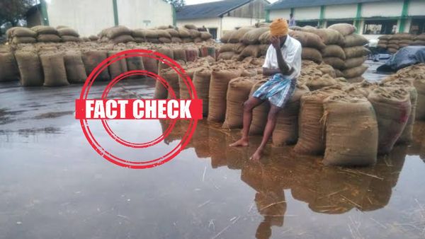 Fact Check: மழையில் நெல்மூட்டைகள் நனைந்து சேதம் என பகிரப்படும் போட்டோ.. உண்மை என்ன?