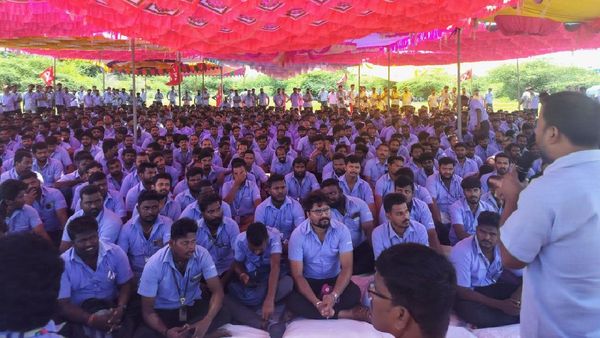 மாதம் ரூ.5 ஆயிரம் ஊக்கத்தொகை.. இரவோடு இரவாக வந்த செய்தி! சாம்சங் ஊழியர்களில் ஒரு பிரிவினர் உடன்பாடு!