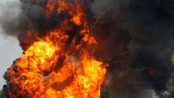 திருப்பூரில் கேட்ட பயங்கர சத்தம்.. 9 மாத குழந்தை உட்பட மூவர் பலி.. நாட்டு வெடிகுண்டால் பதற்றம்