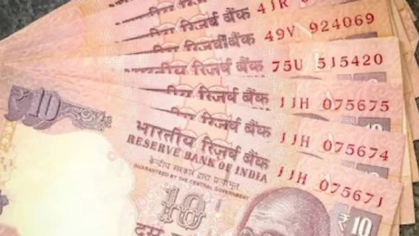 இரவில் உல்லாசம்.. புதுச்சேரியில் மசாஜ்க்கு பெண்கள் ரெடி.. ஒரே நொடியில் பரபரத்த இணையம்.. போலீஸ் அதிரடி