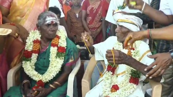 ஆயிரம் பிறை கண்ட தம்பதி! 100 வயதை கடந்த தந்தை-தாய்க்கு ’திருமணம்’ செய்து வைத்த குடும்பம்! சூப்பர்ல.!