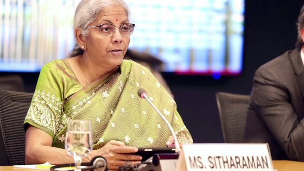 நிதியமைச்சர் நிர்மலா சீதாராமன் சொன்னது போலவே மாறியது.. முத்ரா கடன் திட்டத்தில் இவ்வளவு நன்மையா?