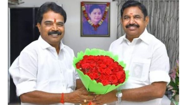 எடப்பாடி பழனிசாமியின் “வலது கரத்துக்கு” சுத்து போட்ட ஐ.டி அதிகாரிகள்.. இளங்கோவன் கல்லூரியில் ரெய்டு!