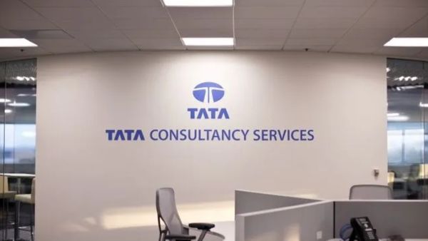  டிகிரி போதும்.. நல்லா பேசுவீங்களா? TCS அலுவலகத்தில் சூப்பர் வேலைவாய்ப்பு.. சென்னையிலேயே பணி  