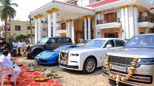 ரோல்ஸ் ராய்ஸ் முதல் ஃபெராரி வரை! ஆயுதபூஜை போட்ட இந்தியாவின் பணக்கார MLA