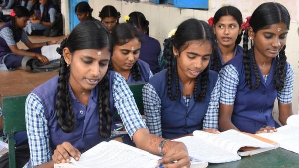 பிளஸ் 2 மாணவர்களுக்கு பொதுத்தேர்வு கட்டணம்.. தலைமை ஆசிரியர்களுக்கு அறிவுறுத்தல்.. யாருக்கு விலக்கு?