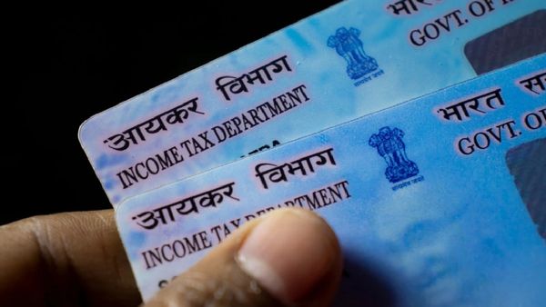 பான் 2.0 ஓகே.. அப்போ பழைய பான் கார்டுகள் வேலை செய்யாதா? புதிய பான் கார்டுக்கு அப்ளை செய்வது எப்படி