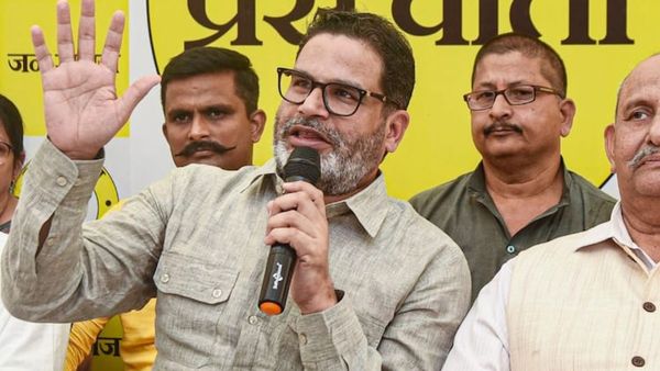 இவ்வளவு கோடியா? ஒரு தேர்தல் வியூகத்துக்கான சம்பளம் இதுதான்! வாயை பிளக்க வைத்த பிரசாந்த் கிஷோர்