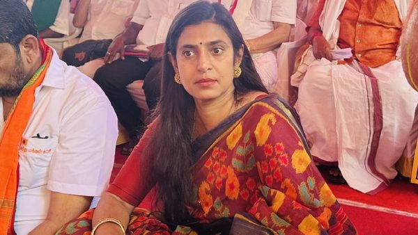 பிரிவினைவாத அரசியல்.. நடிகை கஸ்தூரியின் சர்ச்சை பேச்சு.. சட்ட நடவடிக்கை எடுக்க பாஜக வலியுறுத்தல்