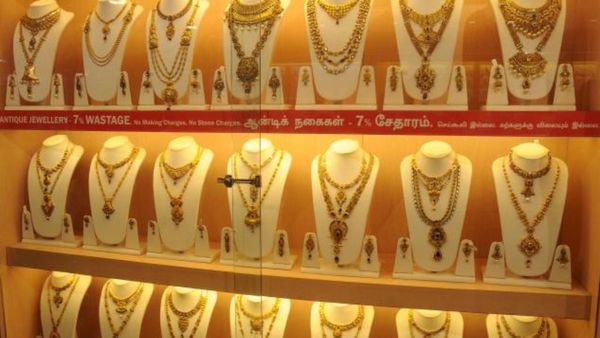 Gold Rate Today: நகைக் கடைக்கு நேற்றே போனவங்க தப்பிச்சீங்க! சென்னையில் இன்று தங்கம் விலை கிடுகிடு 