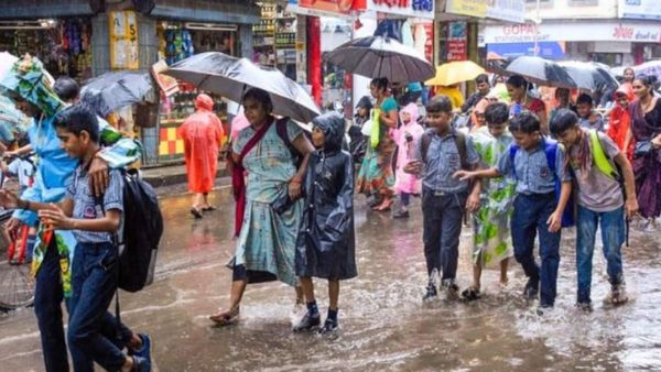 வேகமெடுத்த காற்றழுத்த தாழ்வு மண்டலம்.. கொட்ட போகுது மழை.. இன்று எங்கெல்லாம் பள்ளிகளுக்கு விடுமுறை?
