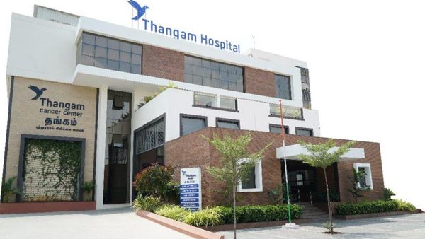 குறைந்த கட்டணம், நிறைவான சேவை! மருத்துவ சேவையில் வரலாறு படைக்கும் தங்கம் புற்றுநோய் சிகிச்சை மையம்