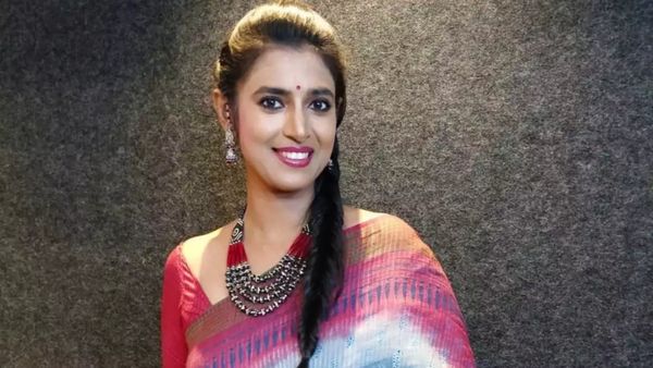 நடிகை கஸ்தூரி தலைமறைவு.. போயஸ் கார்டன் வீட்டுக்கு பூட்டு.. சம்மன் வழங்க போன போலீஸ் ஏமாற்றம்