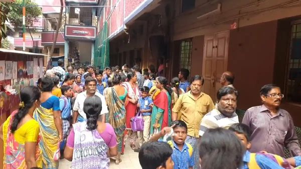 வாயுக் கசிவுக்குள்ளான திருவொற்றியூர் பள்ளி மீண்டும் திறப்பு! 3 மாணவிகள் மயக்கம்! இன்று விடுமுறை