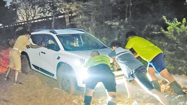 பழனி கோயிலுக்கு குழந்தையுடன் போன தம்பதி.. எக்குதப்பாக வழிகாட்டிய கூகுள் மேப்ஸ்.. கடைசியில் ட்விஸ்ட்