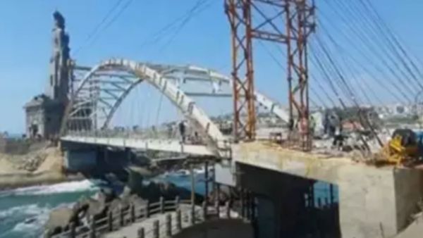 கன்னியாகுமரி கலக்குதே.. கண்ணாடி இழை பாலம் ரெடி.. திருவள்ளுவர் சிலையின் வெள்ளி விழா.. இதுதான் பிளான்