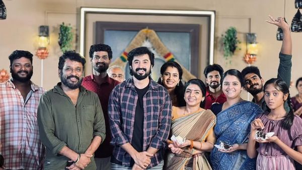 எதிர்நீச்சல் 2வில் இவங்கலாம் இருக்காங்க! சீரியல் தொடங்கும் முன்பே நடந்த கொண்டாட்டம்!
