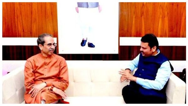 சீன் போடும் ஷிண்டே! தூக்கி வீசும் பாஜக? பட்னாவிஸ்- உத்தவ் தாக்கரே திடீர் சந்திப்பால் பரபரப்பு!