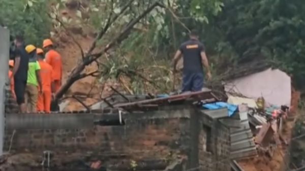 திருவண்ணாமலை மண் சரிவு.. புதைந்த வீட்டில் இருந்த 7 பேர் கதி என்ன? அதிகாலை முதல் மீட்புப் பணி தீவிரம்