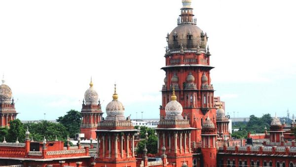 ஜாமீன் வழங்கிய 7 நாட்களுக்குள் கைதிகள் சிறையில் இருந்து விடுதலையாக வேண்டும்.. சென்னை ஐகோர்ட் ஆணை!