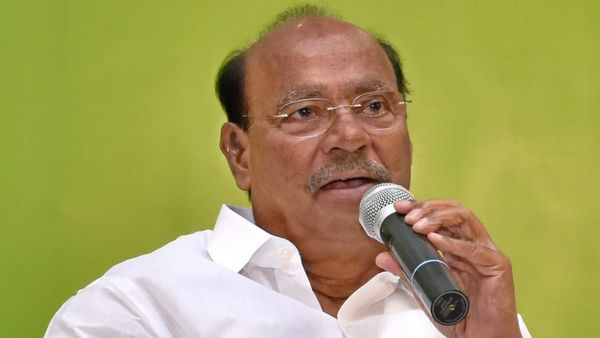 மருத்துவக் கல்லூரி மாணவர் சேர்க்கை.. 3ம் இடத்தில் தமிழ்நாடு! ஒரு கல்லூரி கூட தொடங்கவில்லை - ராமதாஸ்