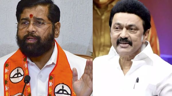 பிகேவை ஒப்பந்தம் செய்த அதிமுக? பதிலுக்கு திமுக இறக்கும் 