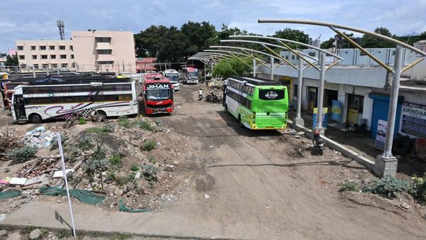 50 ஆண்டு கனவு.. களமிறங்கிய ஐஐடி.. ஹைடெக்காக மாறும் கோவை காந்திபுரம் பேருந்து நிலையம்