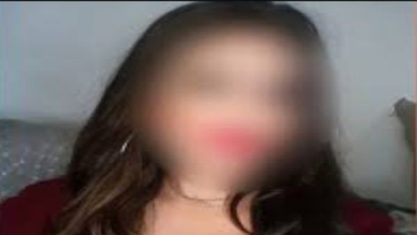 தங்க நகை அள்ளி அள்ளி மாட்டி.. பெண்ணின் அழகில் சொக்கி விழுந்த 72 வயது தாத்தா.. லிவ் இன் வாழ்க்கை வேற