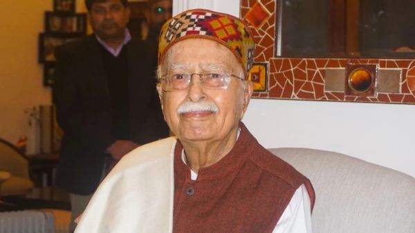 திடீர் உடல்நலக்குறைவு.. பாஜக மூத்த தலைவர் எல்.கே.அத்வானி மருத்துவமனையில் அனுமதி!