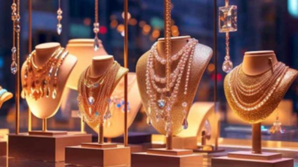 Gold Rate Today: சென்னையில் இன்று ஒரே நாளில் உச்சம் பெற்ற தங்கம் விலை! ரூ 62 ஆயிரத்தை நெருங்கியது
