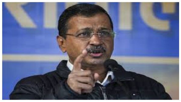 டெல்லி தேர்தல்: யமுனை நதியில் நச்சு- கெஜ்ரிவாலுக்கு எதிராக பாஜக, காங்கிரஸ்! தேர்தல் ஆணையம் நோட்டீஸ்!