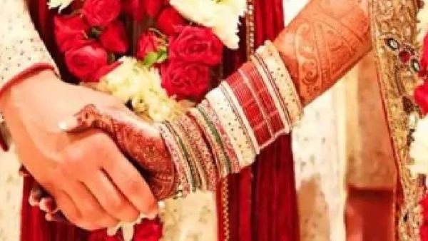 கிராம மக்கள் அசத்தல் அறிவிப்பு.. மது, டி.ஜே பார்ட்டி இல்லாத திருமணங்களுககு ரூ.21,000 ஊக்கப்பரிசு