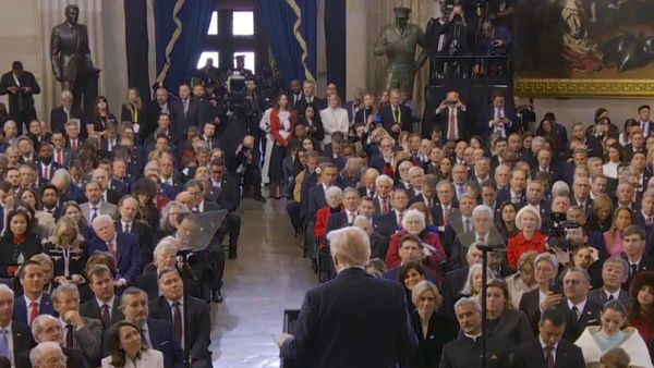 இந்தியாவுக்கு முதல் மரியாதை.. டிரம்ப் செய்த தரமான சம்பவம்.. முதல் சீட்டில் மாஸ் காட்டிய ஜெய்சங்கர்!