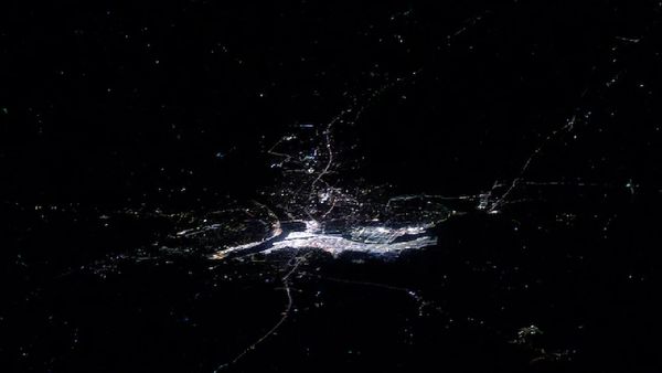 வாவ் கலக்குதே.! விண்வெளியில் இருந்து மகா கும்பமேளா போட்டோ.. நாசா வீரர் வெளியிட்ட கலக்கல் போட்டோ