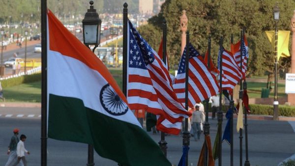 அமெரிக்காவில் இந்தியர்கள் செய்யும் தரமான சம்பவம்! கடுகு சிறுத்தாலும் காரம் குறையாது! வியக்கும் உலகம்