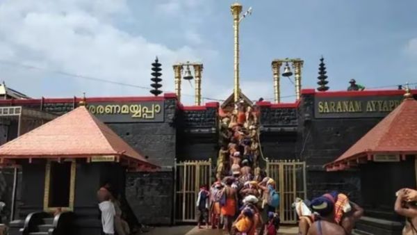 சபரிமலை காடு தேடி.. சன்னிதானத்தில் கூட்டம் சும்மா அள்ளுது! பெருவழிப் பாதை பக்தர்களுக்கு ஷாக் செய்தி!