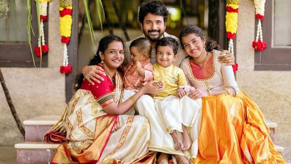 பொங்கல் அன்று சிவகார்த்திகேயன் வெளியிட்ட புகைப்படங்கள்.. இதை கவனிச்சீங்களா? குவியும் வாழ்த்து 